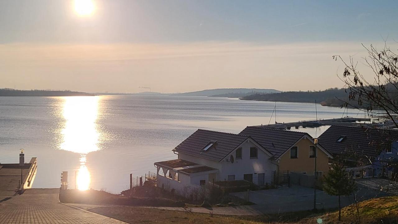 Seehaus Pippa Mit Sauna And Whirlpool Direkt Am See Mucheln Ngoại thất bức ảnh